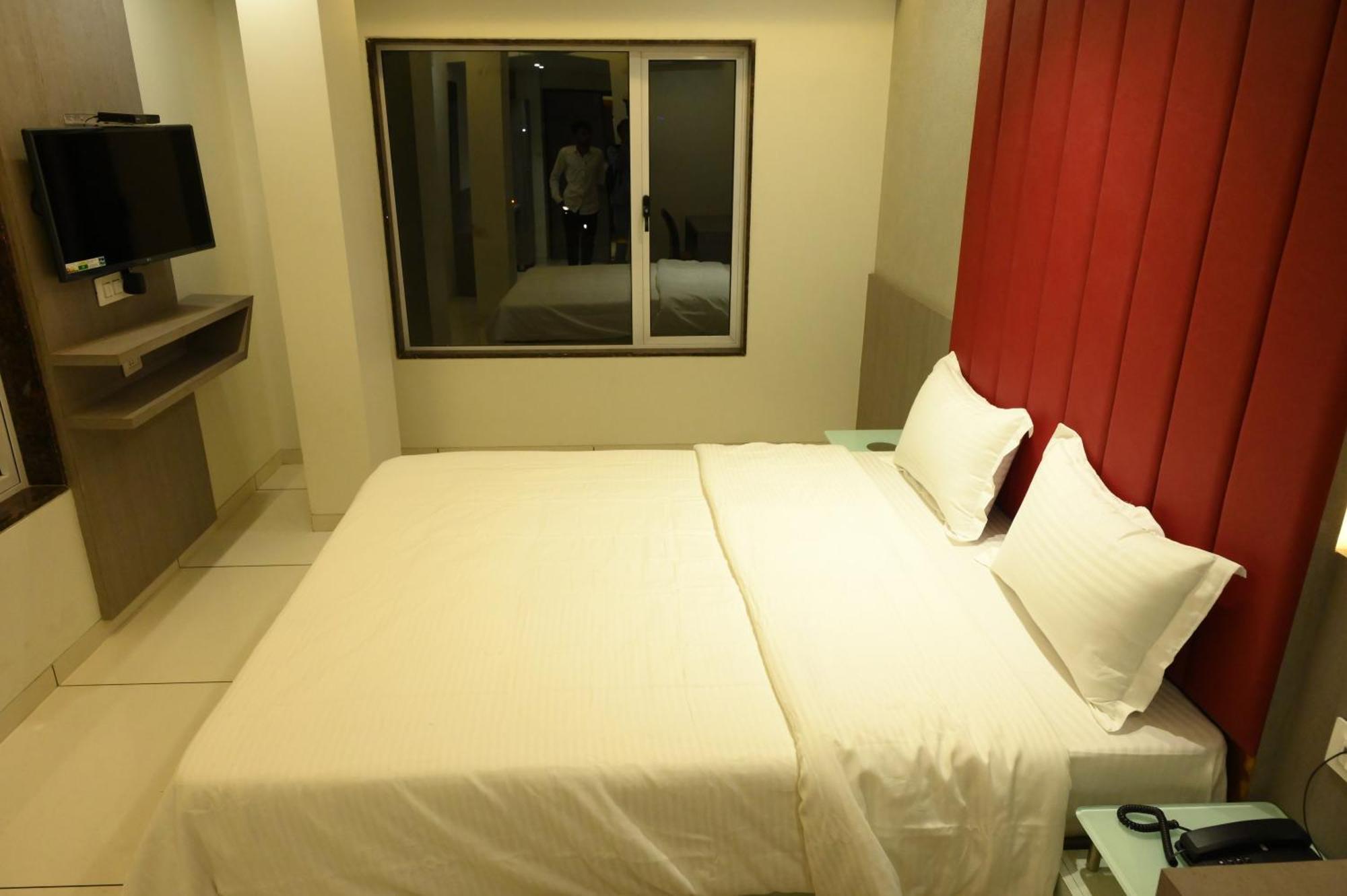 Hotel Parqotel Arnala Exterior photo