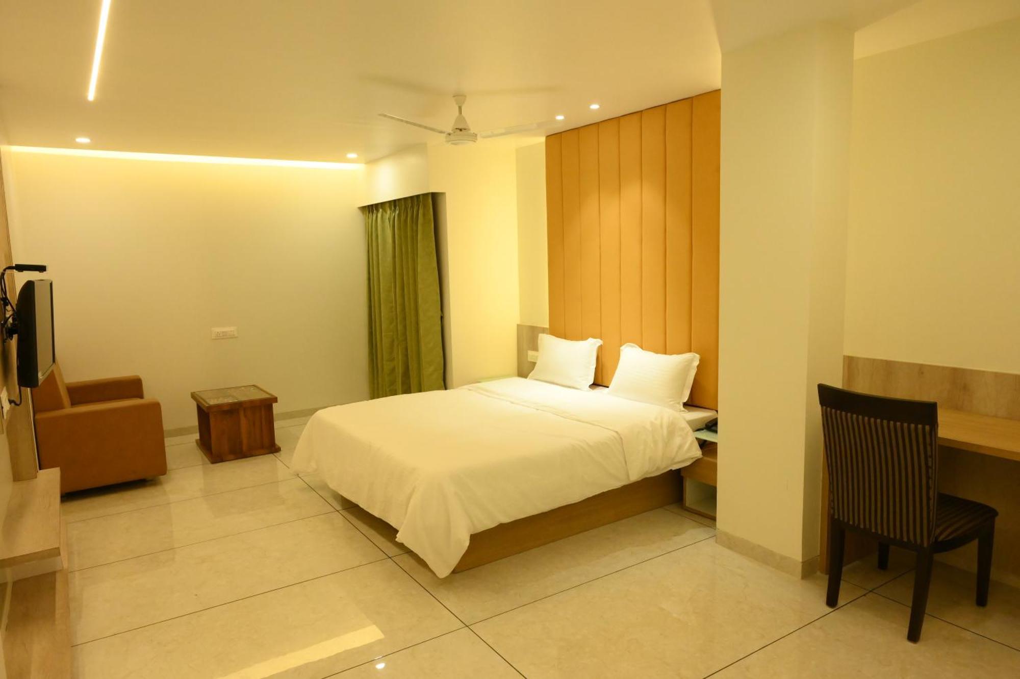 Hotel Parqotel Arnala Exterior photo